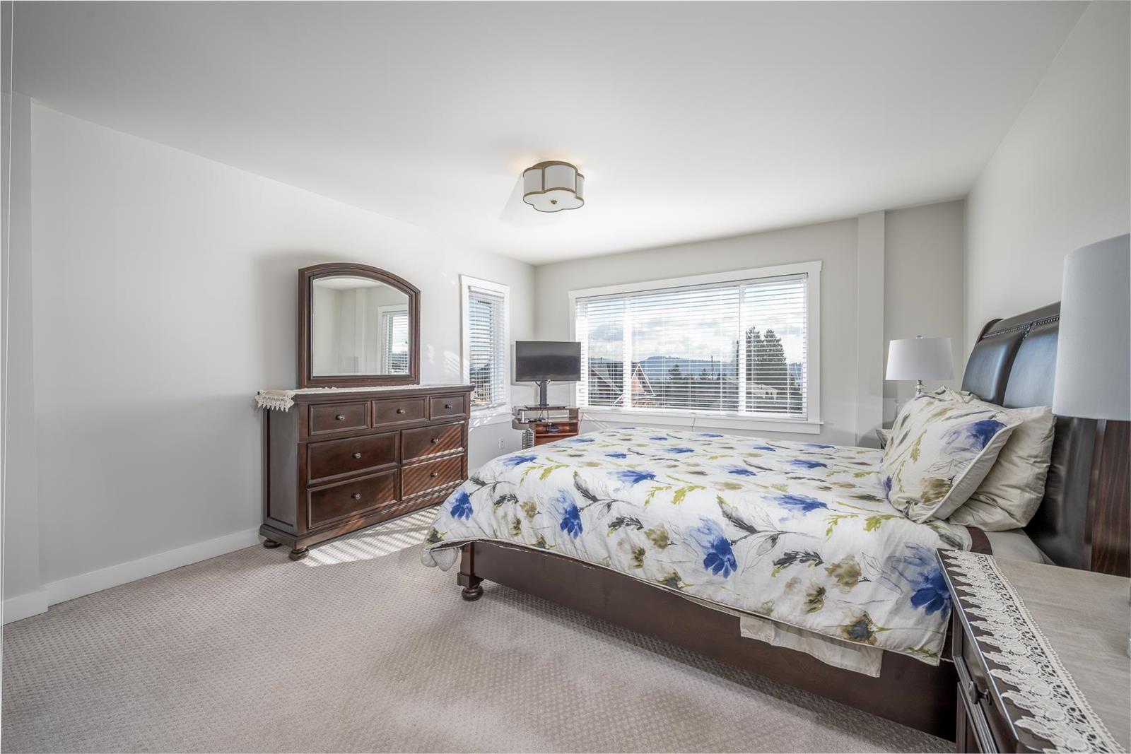 The principal bedroom.