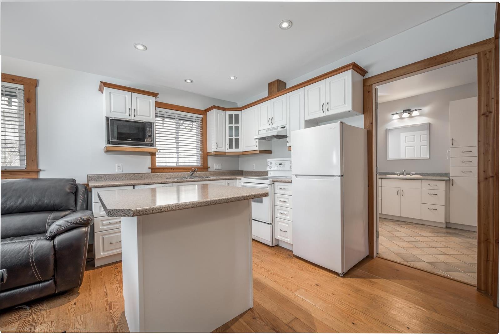 The kitchen in the garden-level suite.